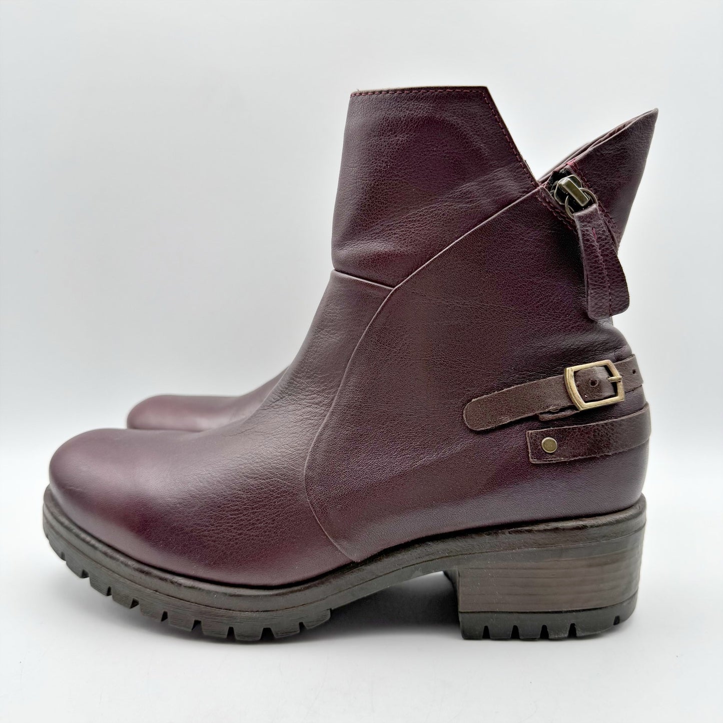 Bueno Womens Fallon Bootie EU 38 US 7.5-8 Dark Red Purple Leather NIB