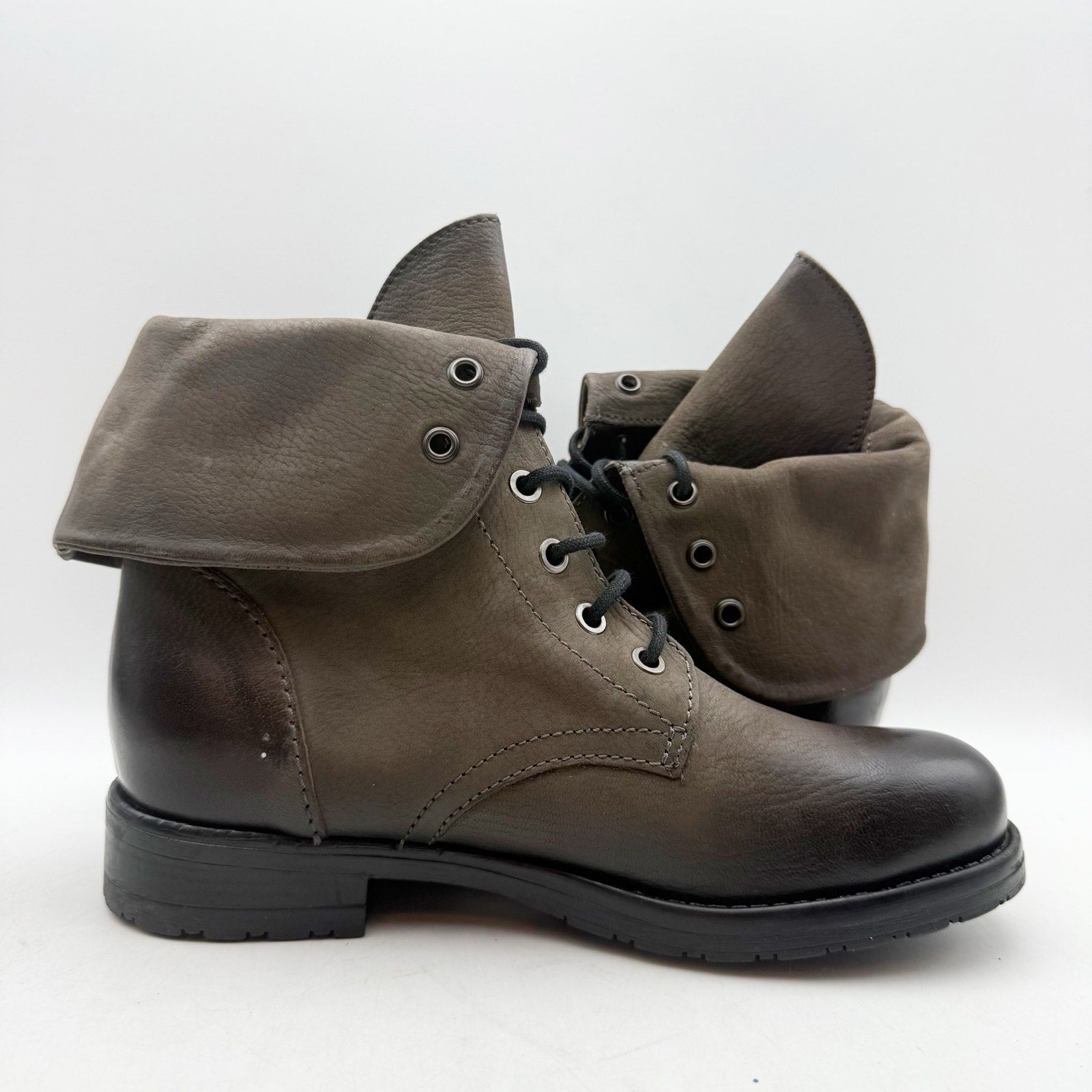Clarks Womens Minoa Ankle Boots Size 7.5 M EU 38 Brown Taupe Leather NWOB