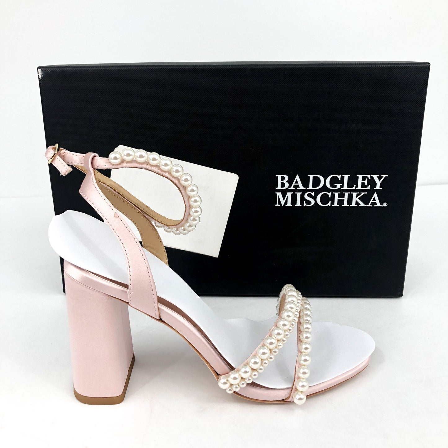 BADGLEY MISCHKA Women's Feisty Pearl Block Heel Dress Sandals 5 Soft Pink NIB