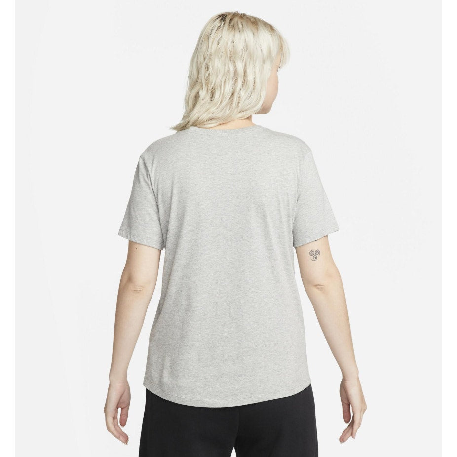 NIKE Women's The Nike Club Essential Tee 1X Grey Knit Short Sleeve Tshirt NWT