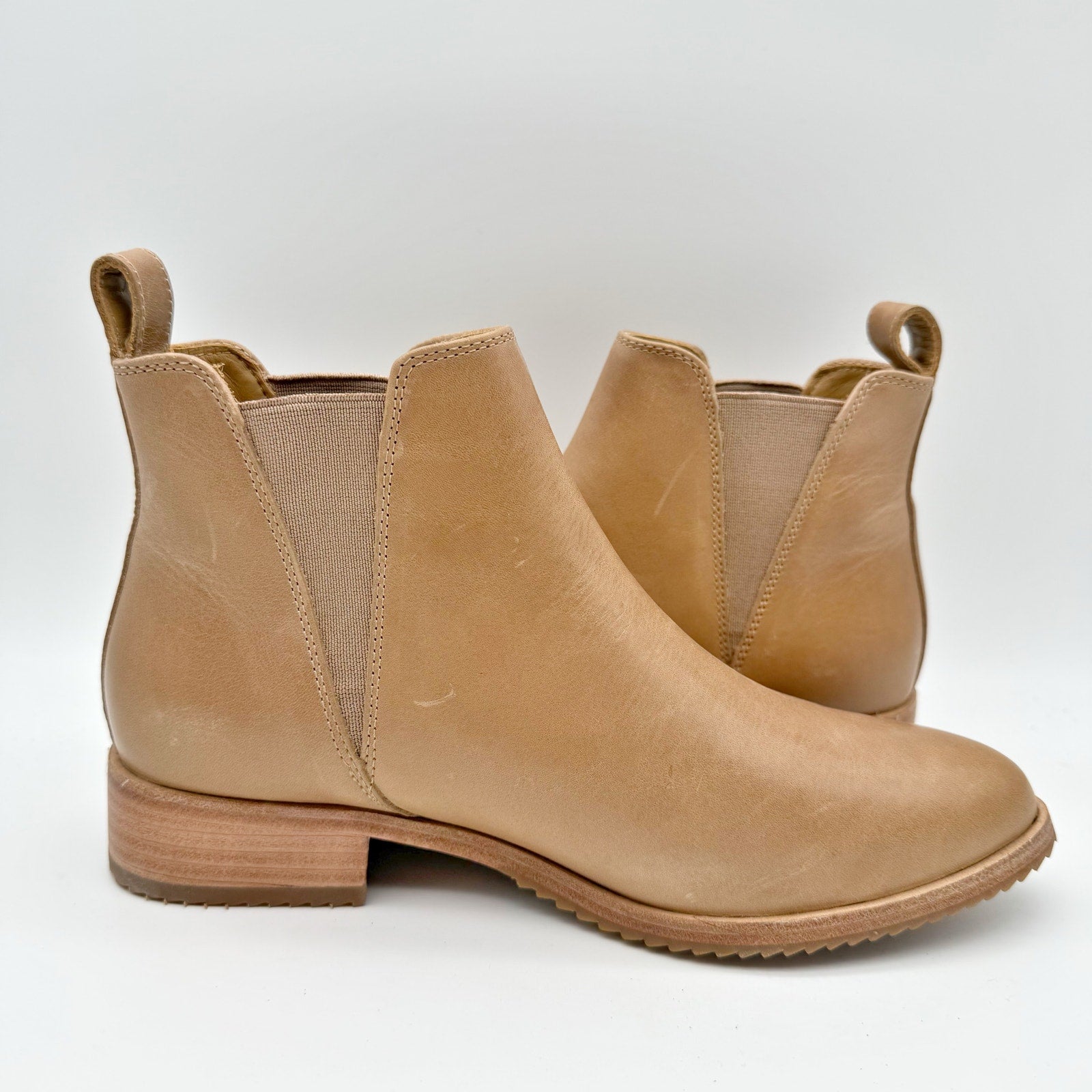 Nisolo Womens Eva Everyday Chelsea Boot US 6.5 Tan Leather Water Resistant NIB