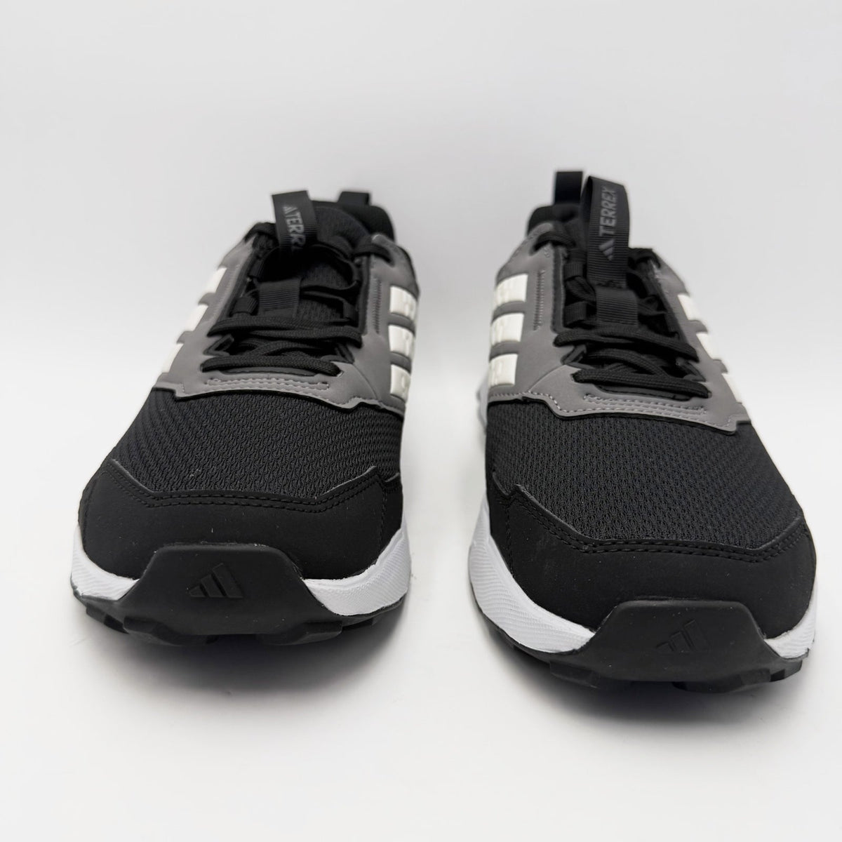 adidas Womens Terrex Tracefinder Trail Athletic Shoes Size 9 Black Grey NWOB