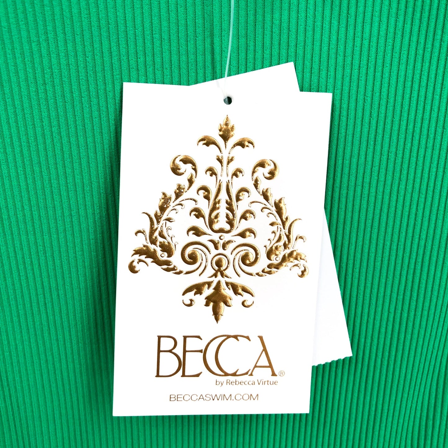 BECCA Women's Modern Edge Rib Bandeau One Piece Swimsuit Medium Green Verde