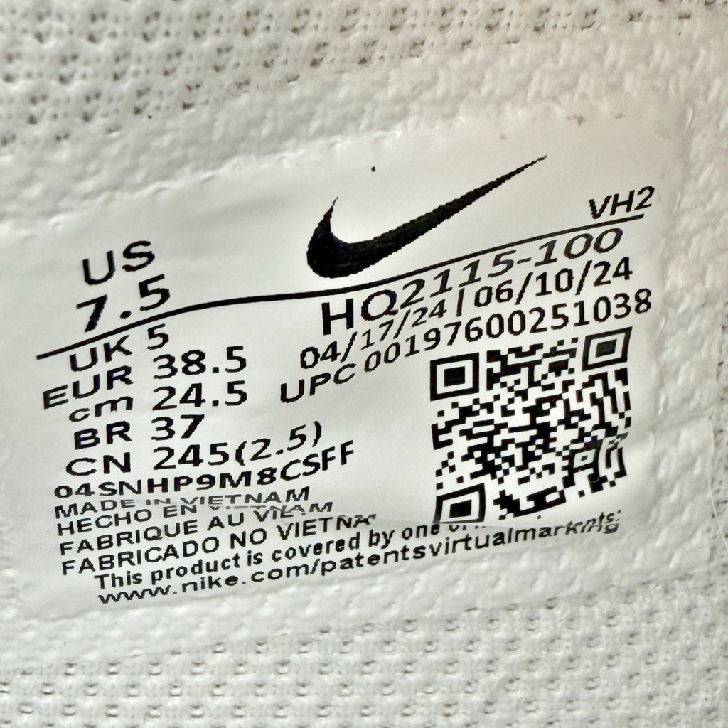 Nike Womens Air Max Excee Casual Sneakers US 7.5 White Leopard Athletic NWOB