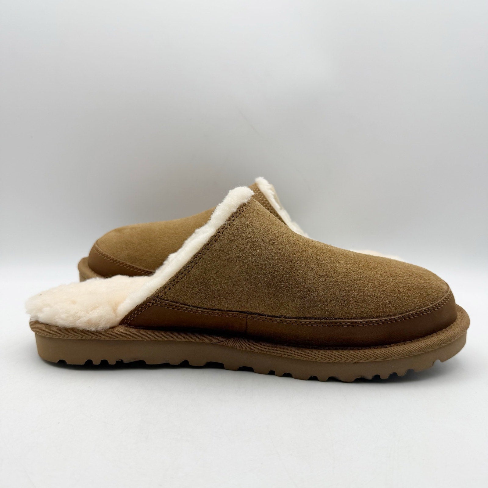 Ugg Mens Leisure Nomad Slipper US 9 EU 42 Brown Tan Suede NWOB