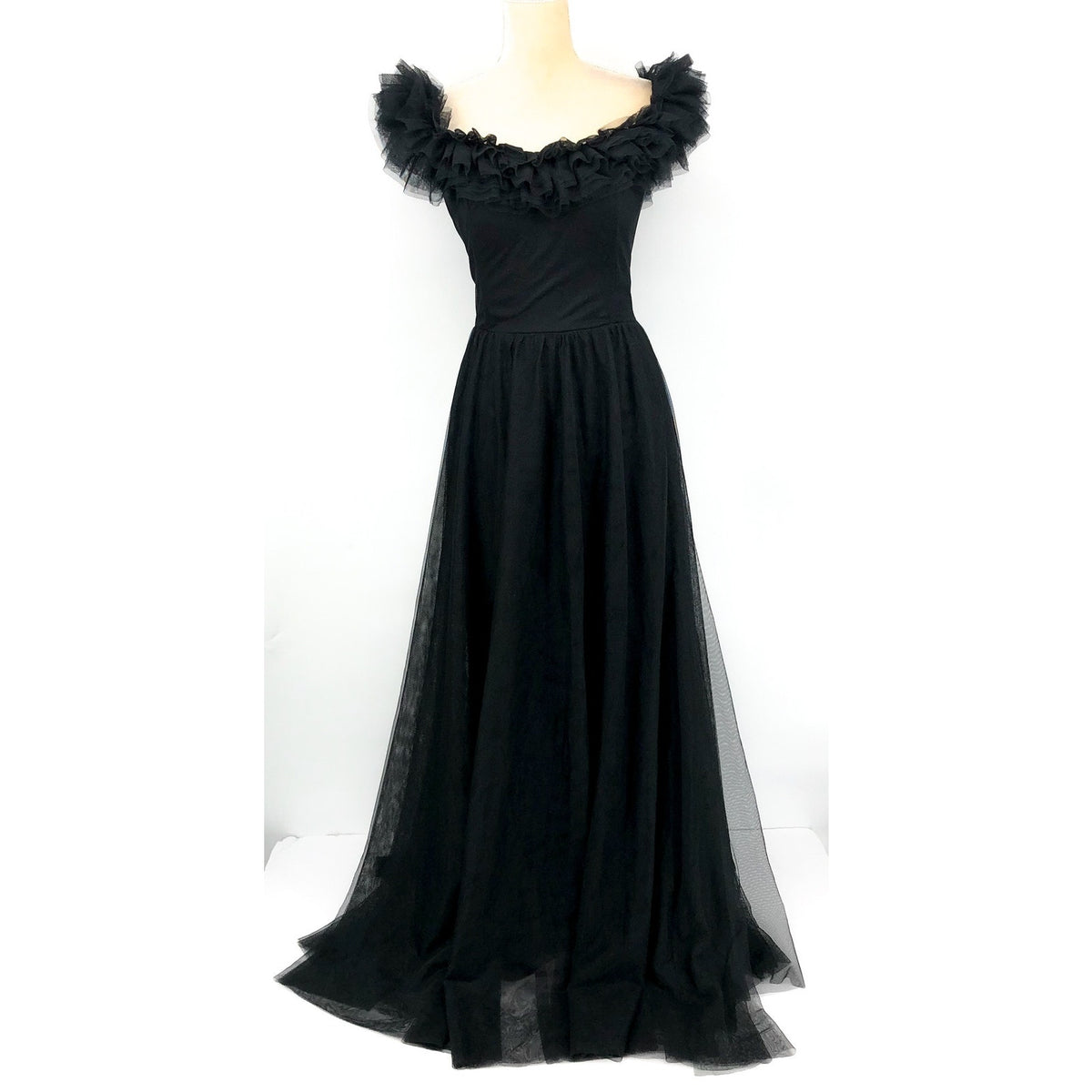 CITY STUDIOS Women's Ruffled Evening Gown 16W Plus Black Tulle Trim NWT