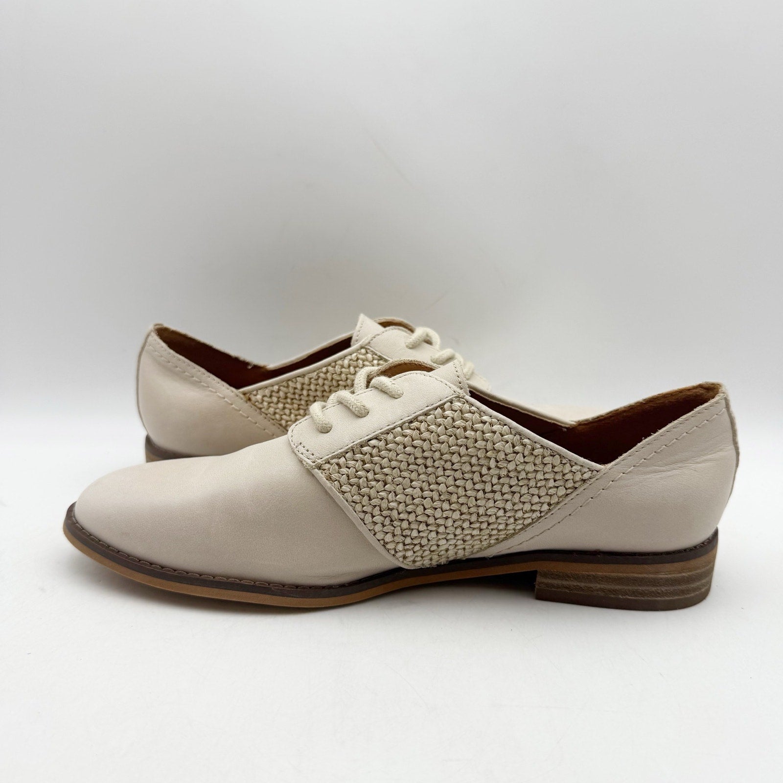 Lucky Brand Womens Elyza Oxford Shoes US 7 M Off White Leather NWOB