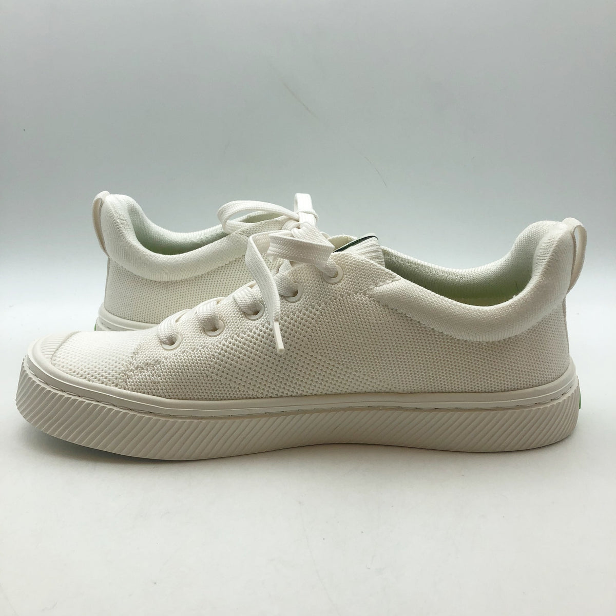 Cariuma IBI Low Sneakers Womens 10.5 Mens 9 Off White Bamboo Knit Casual NIB