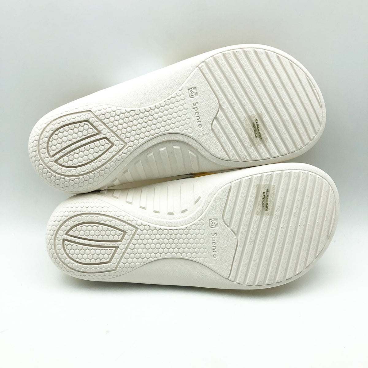 Spenco Womens Yumi Ocean Shell Sandals Size 9 WIDE White Yellow Flip Flops NWOB