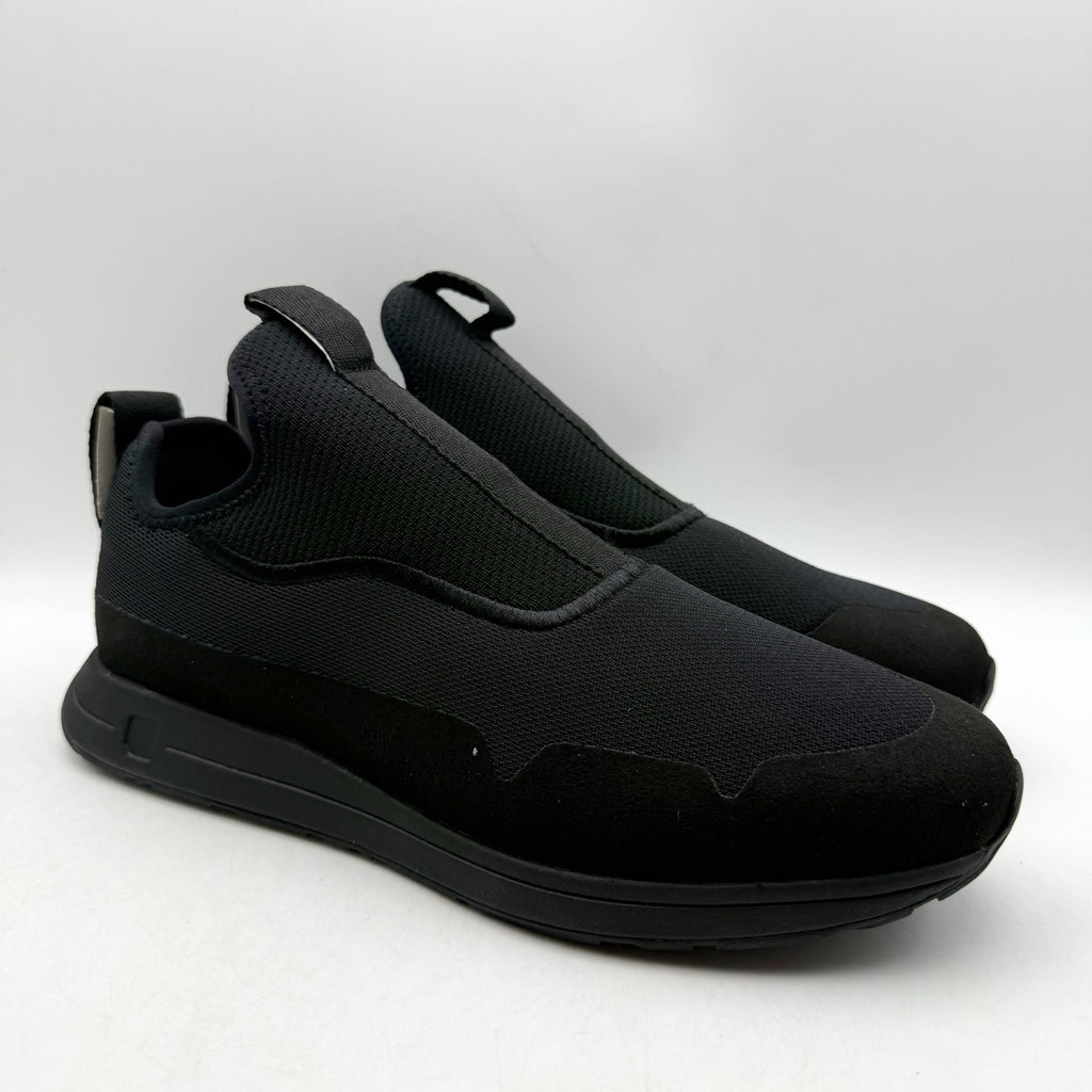 YORK The Gail Slip On Sneakers Mens 8 Womens 9.5 Black Recovery Trainer NIB