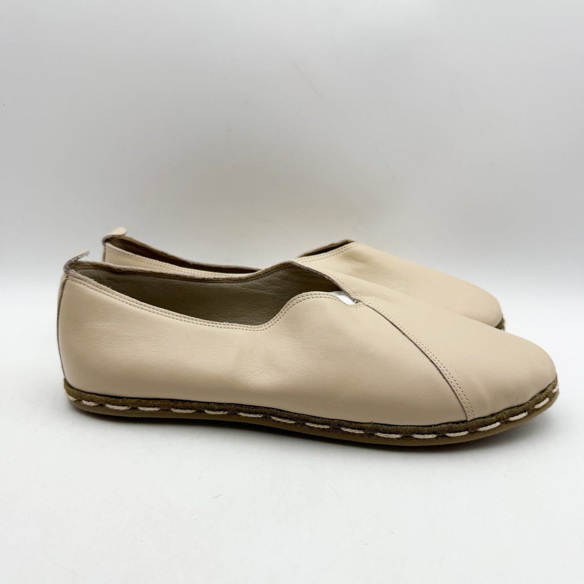 NIDA LU Womens LU Loafers EU 40 US Size 9 Bone White Leather NWOB