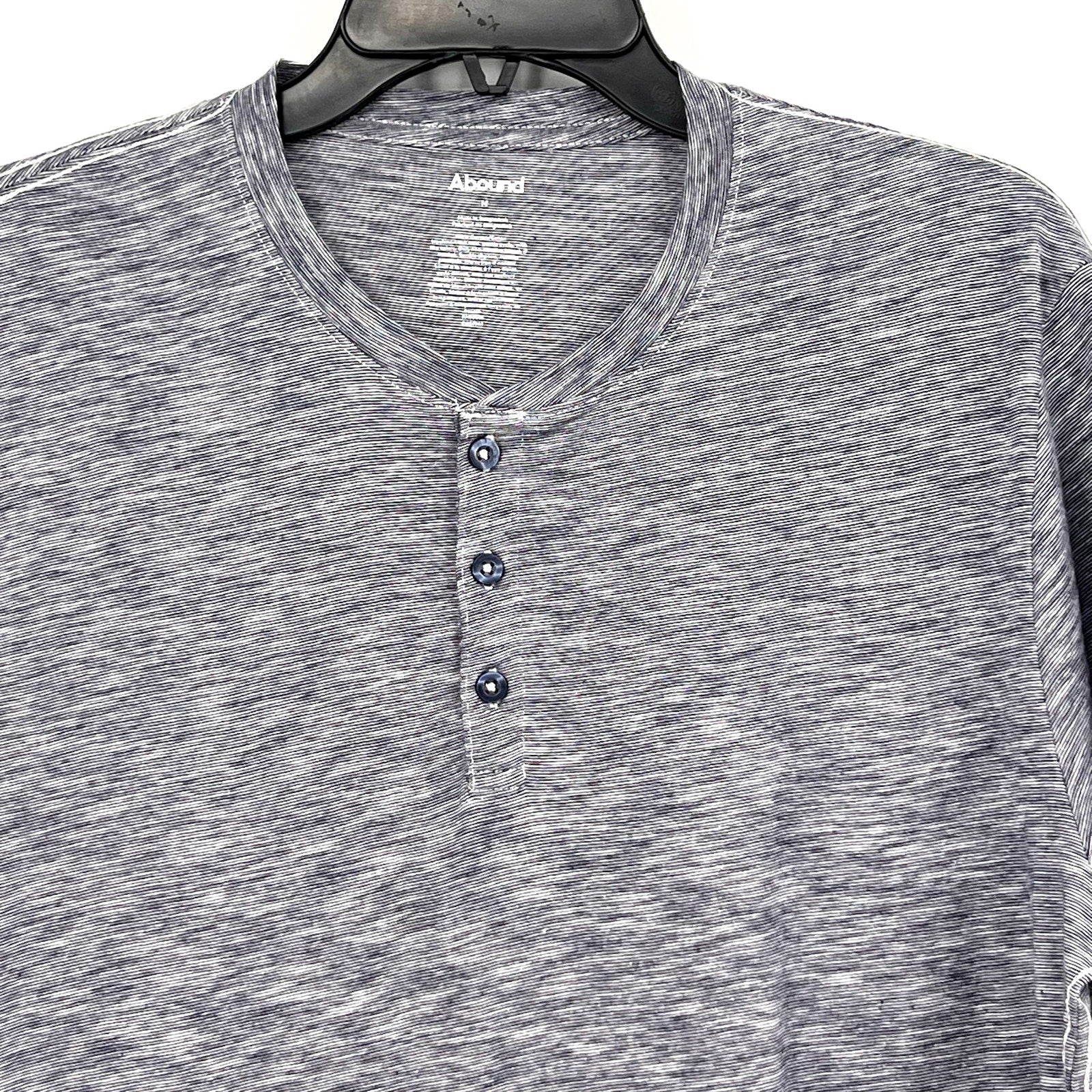 ABOUND Mens Jersey Slub Henley Tee MEDIUM Blue White Short Sleeve Cotton NWT