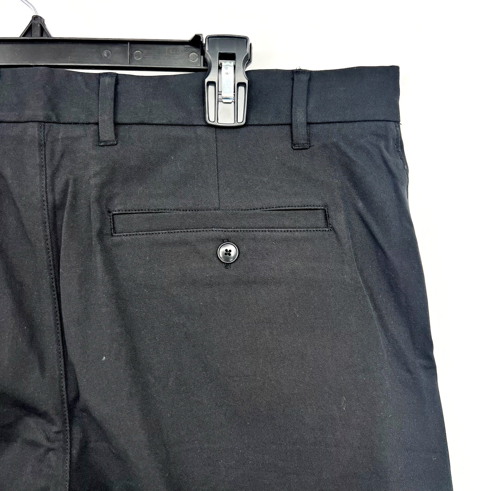 EVERLANE Men's The 9" Performance Chino Shorts Size 36 Black NWT