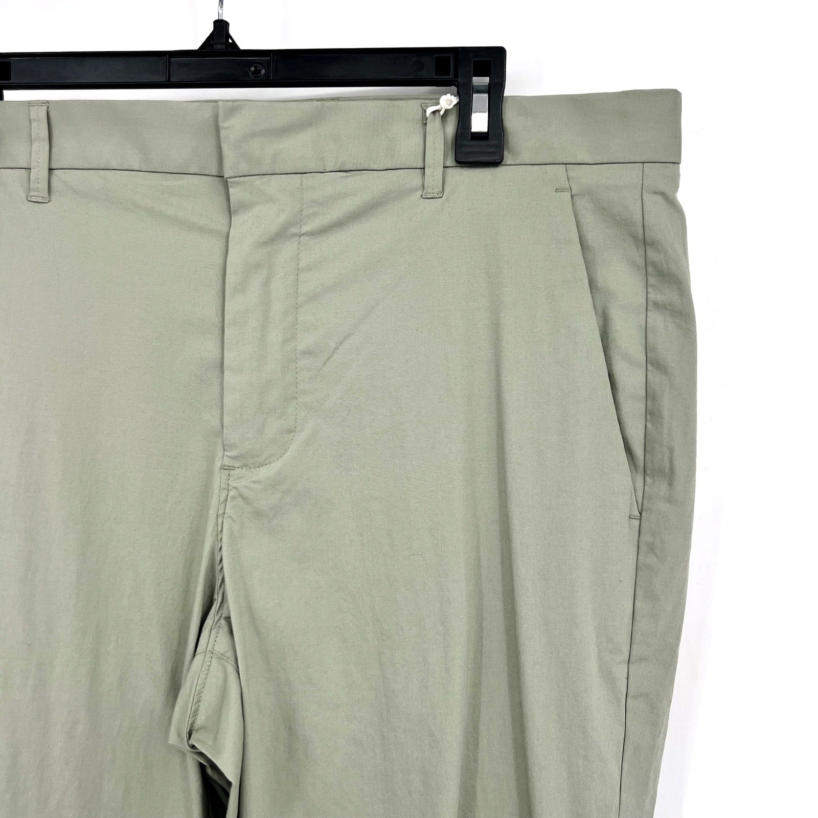 EVERLANE Mens Air Chino Pant 33x32 Sage Green Stretch Cotton Poplin Slim Fit NWT