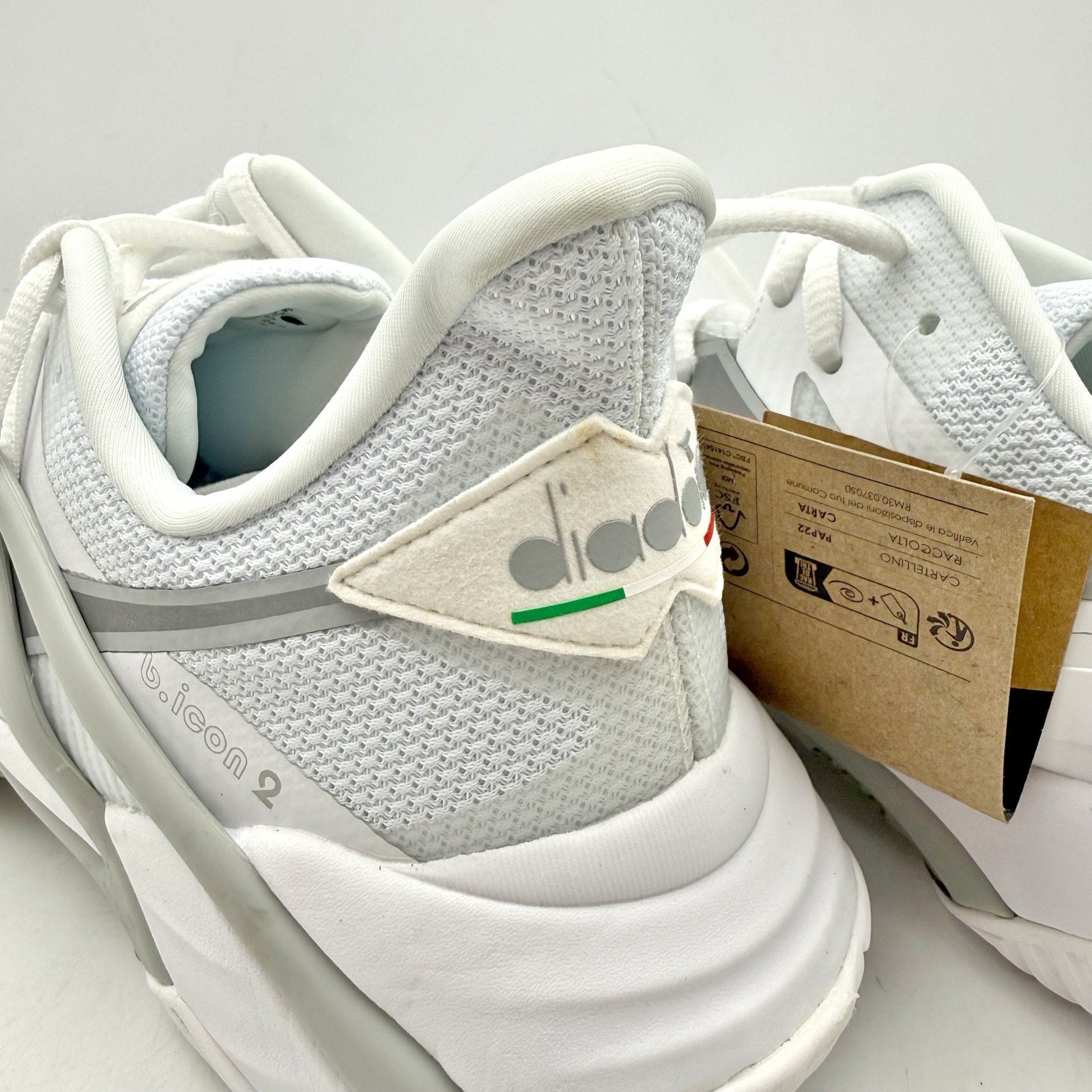 Diadora Womens B.ICON 2 Tennis Sneakers US 10 EU 41 White Silver Athletic NWOB