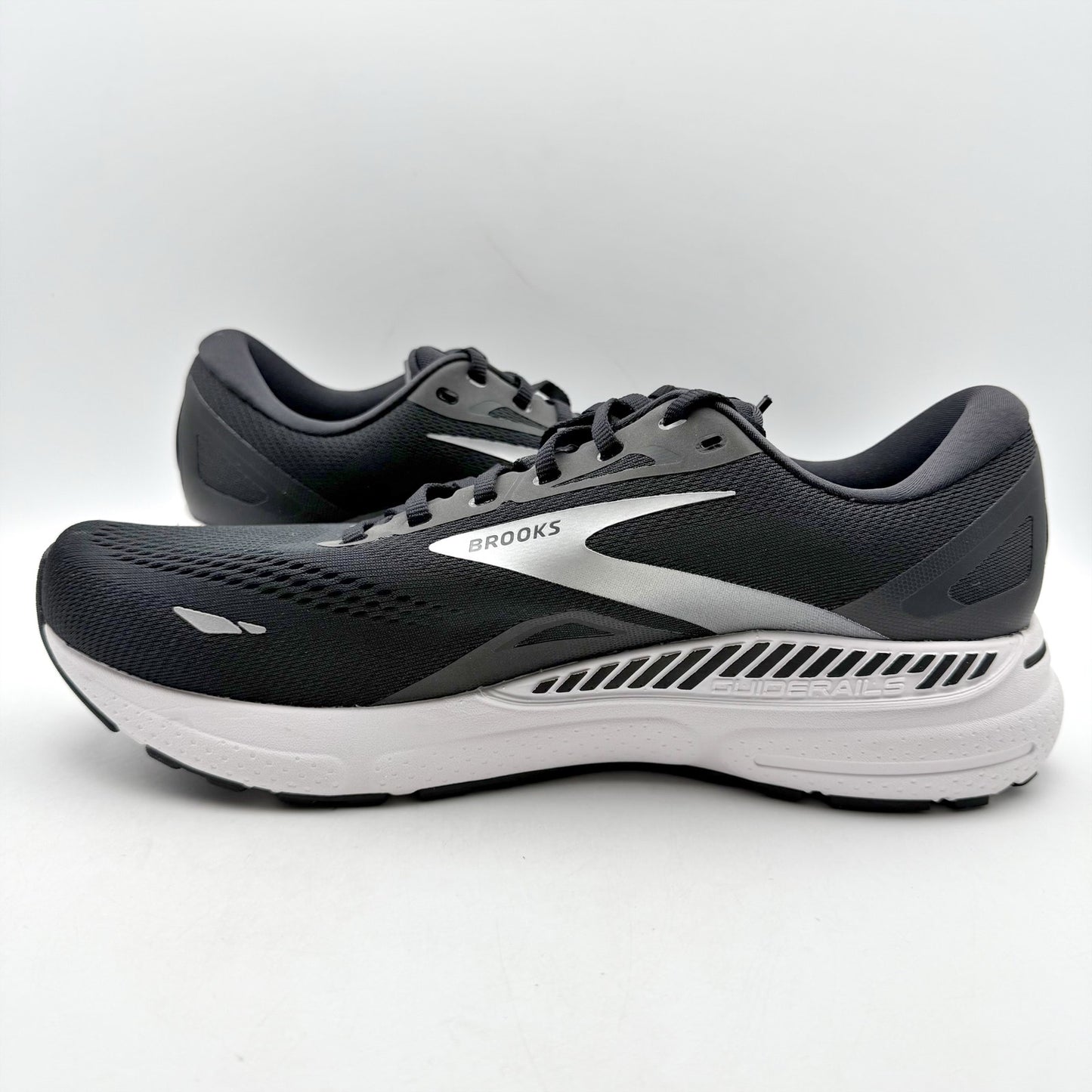 Brooks Mens Adrenaline GTS 23 Running Sneakers US 11.5 Wide Black White NIB