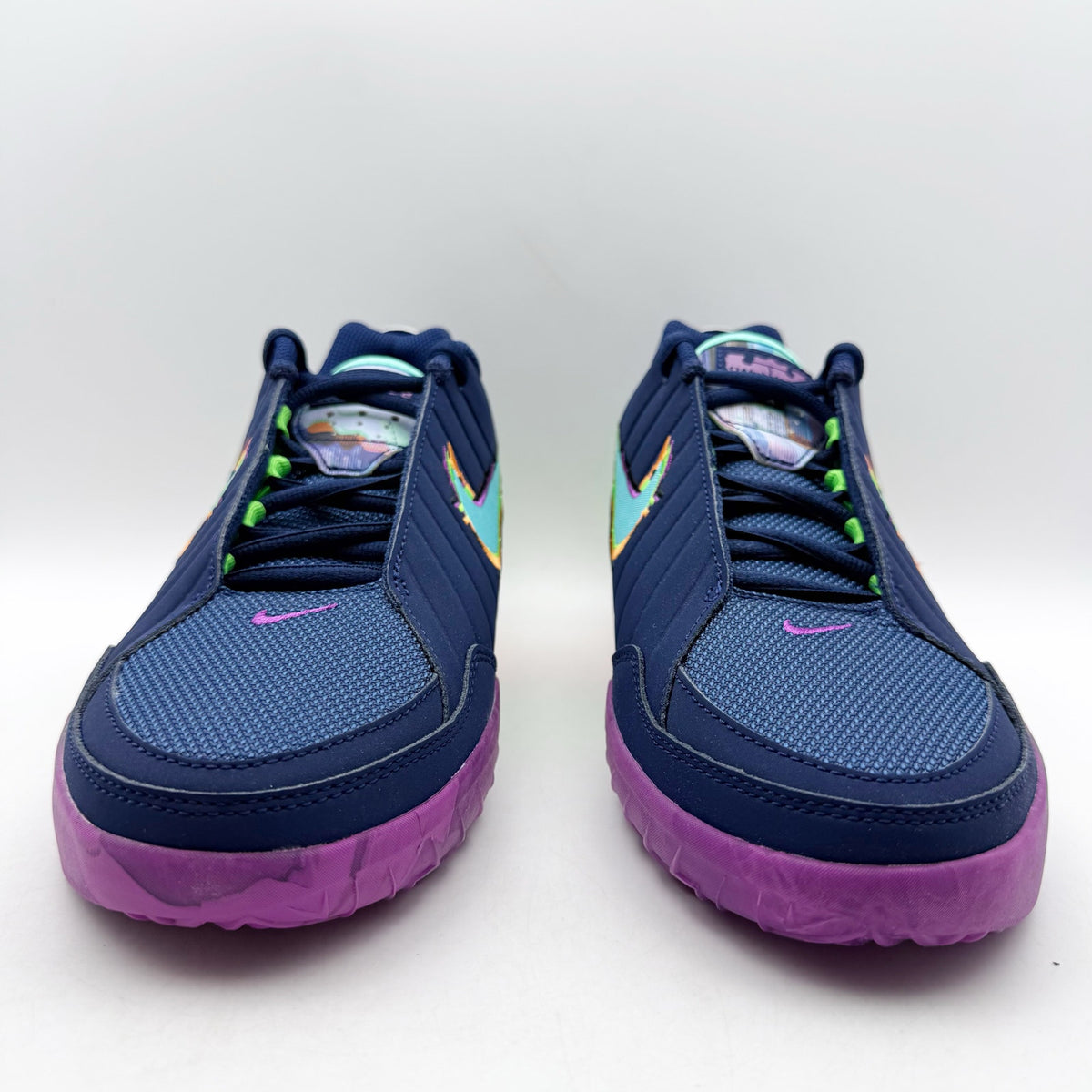 NIKE Kids Lebron Witness lx Kc Sneakers US 7 Youth EU 40 Blue Muulticolor NIB