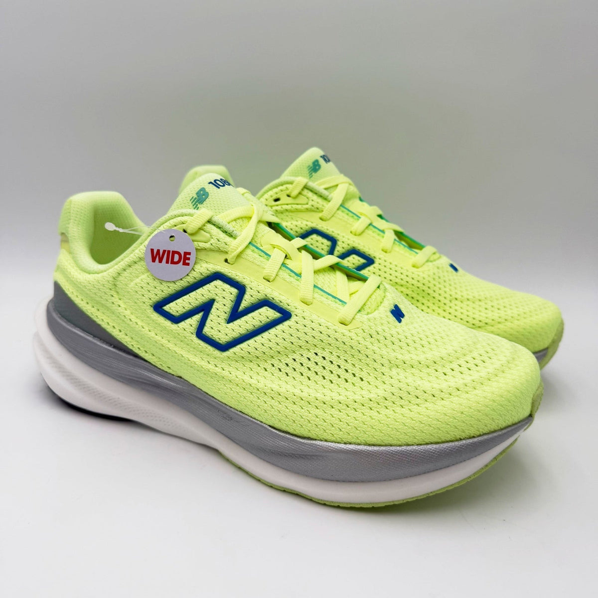 New Balance Womens 1080v15 Athletic Shoes Size 8.5 X-Wide 2E Green Blue NIB