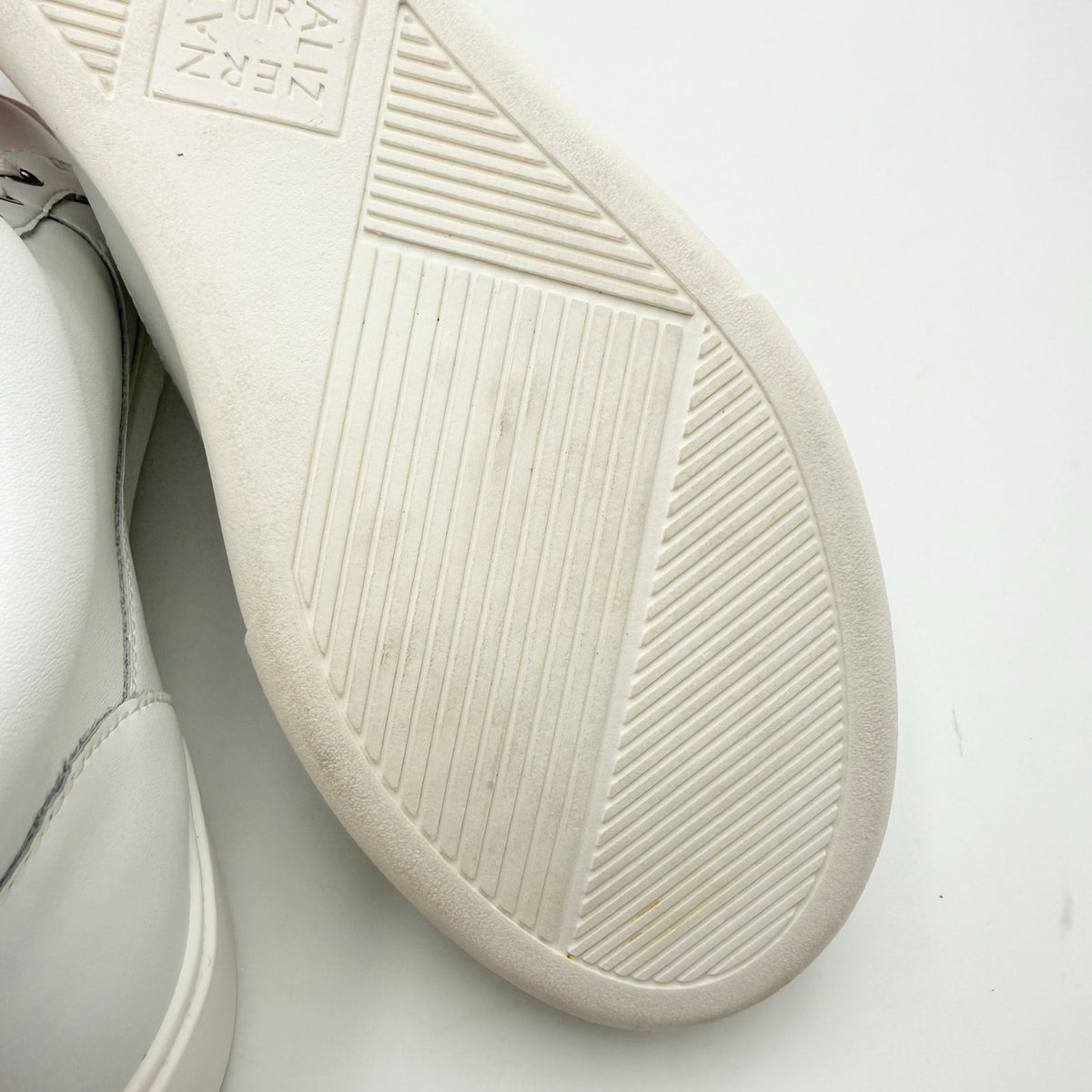Naturalizer Womens Morrison Mid High Top Casual Sneakers US 6 White Leather NIB