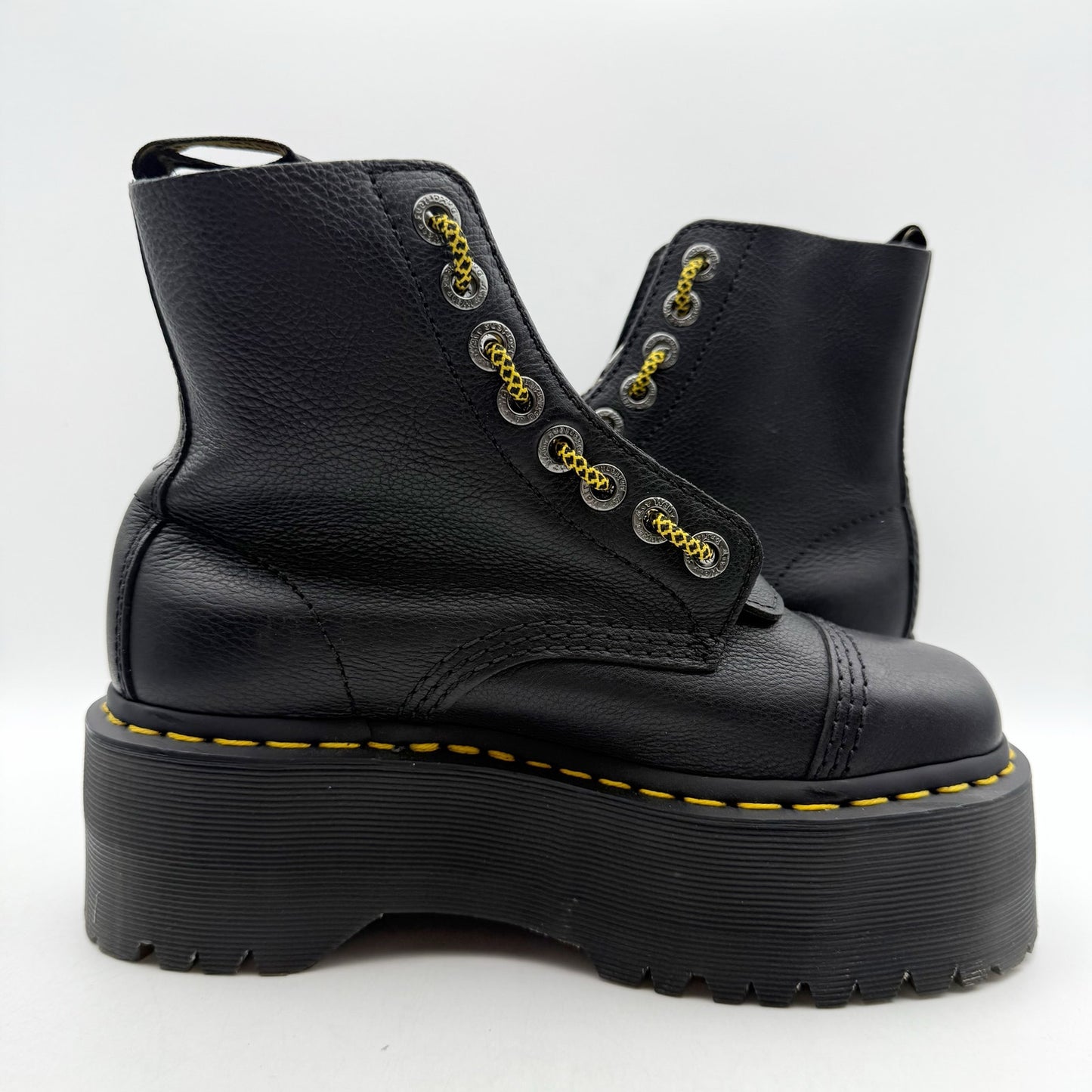 Dr. Martens Womens Sinclair Max Ankle Boots EU 37 US 6 Black Leather NWOB