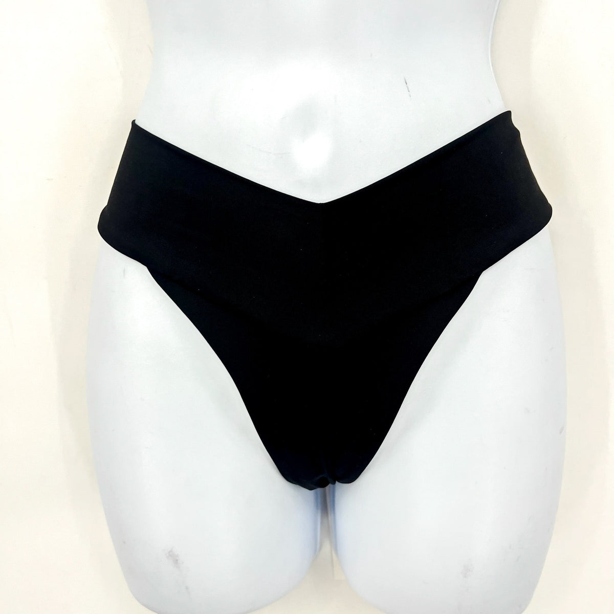 L*SPACE Women's Quinn Classic Bikini Bottom XS Black V Front NWT