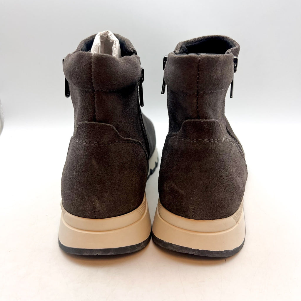 EASY SPIRIT Women's Ives Casual Dress Boots Size 8M Gray Suede Waterproof NWOB