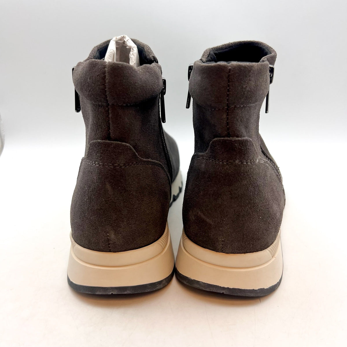 EASY SPIRIT Women's Ives Casual Dress Boots Size 8M Gray Suede Waterproof NWOB