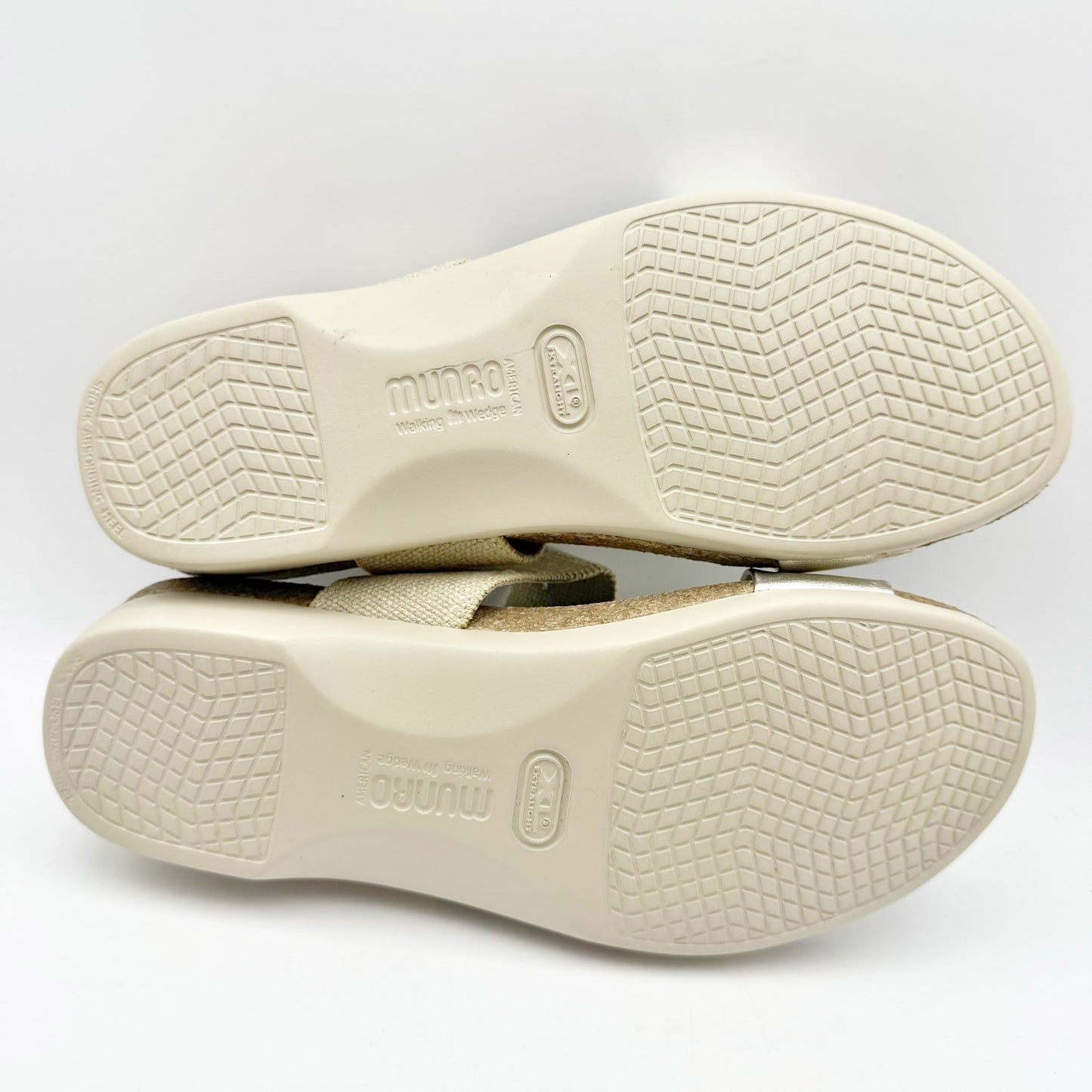 Munro Womens Pisces Casual Sandal US 9.5 WW EU 40 Gold Slingback NIB