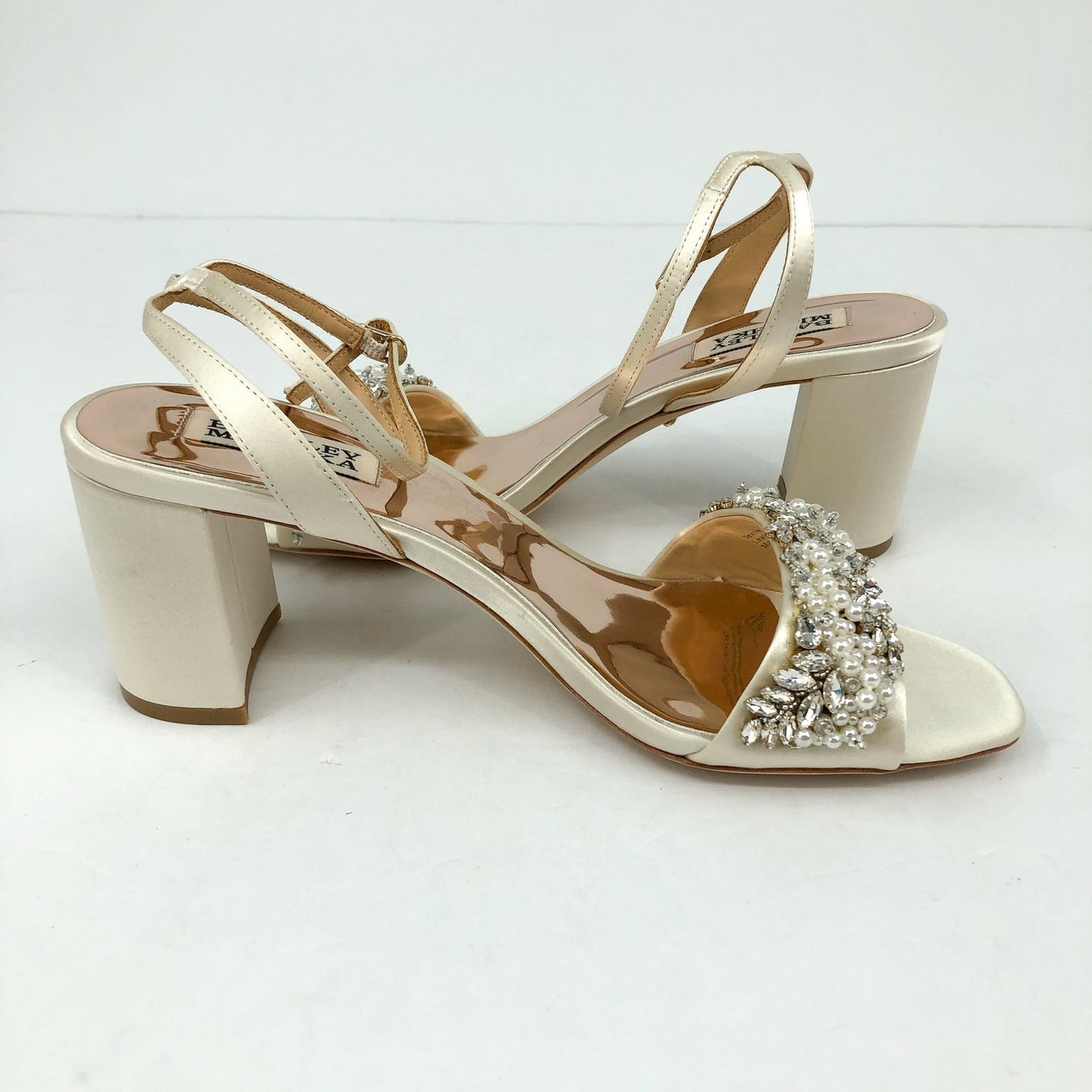 Badgley Mischka Womens Marsha Satin Heels US 9 Ivory Sandals Rhinestone NWOB