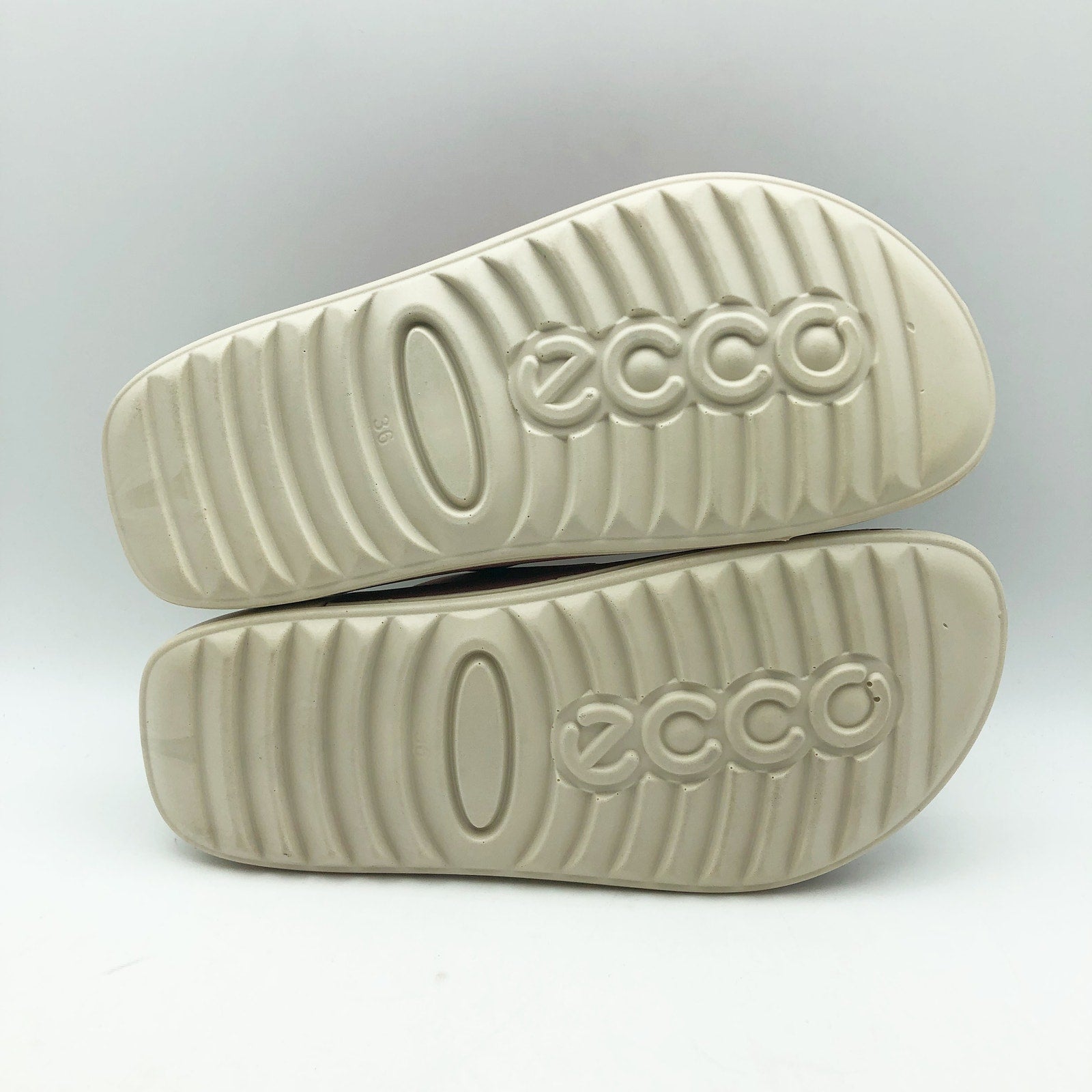 ECCO Womens Cozmo Two Band Slide Sandals EU 36 US 5-5.5 Red NIB