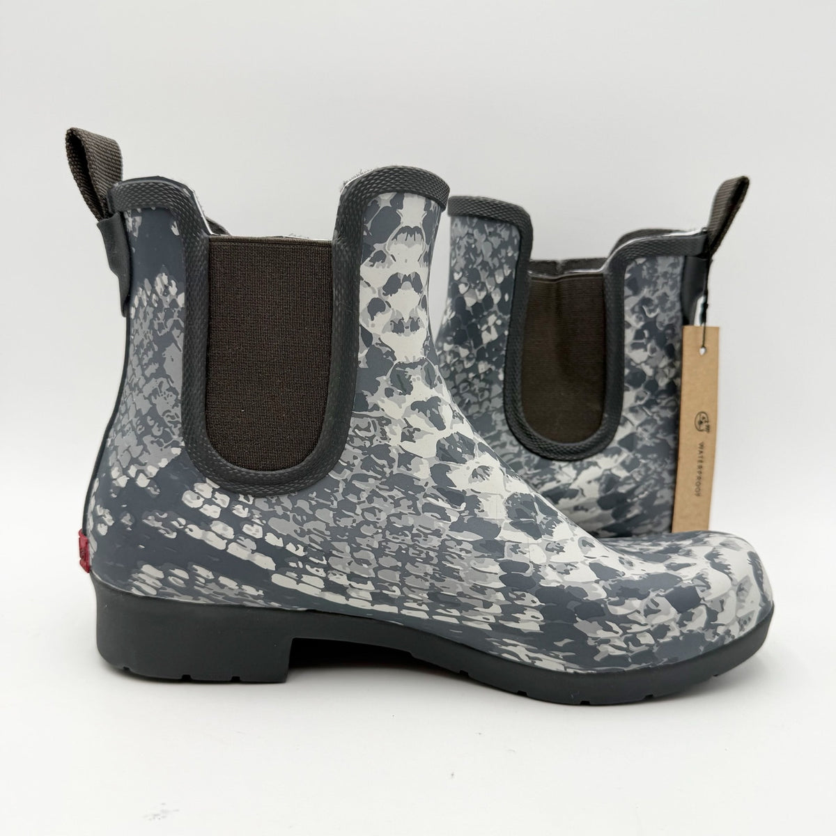 Chooka Womens Eastlake Chelsea Rain Ankle Boot Size 6 Grey Snake Waterproof NWT