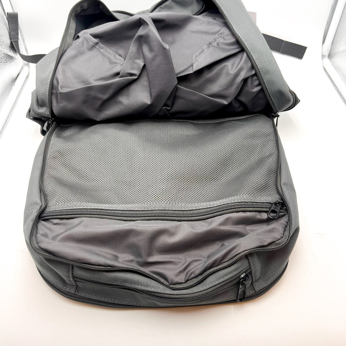 Nike Unisex Brasilia 9.5 Training Backpack XL 30L Iron Grey Black White NWT