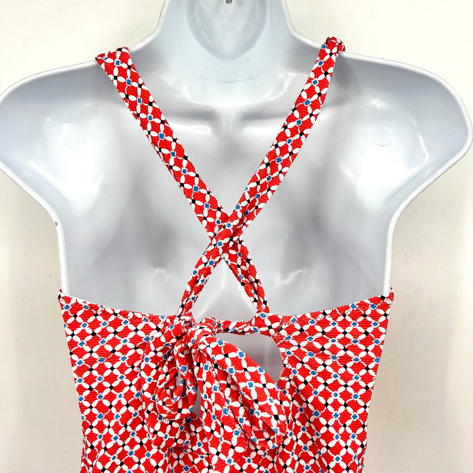TOMMY BAHAMA Island Cays Fiori Reversible Tankini Top Medium Pink Coral NWT