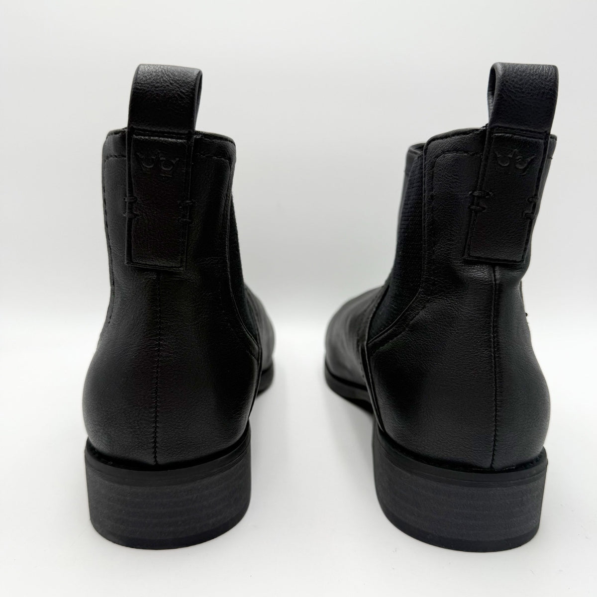 Crown Vintage Womens Flendi Chelsea Ankle Boots Size 11 WIDE Black NWOB