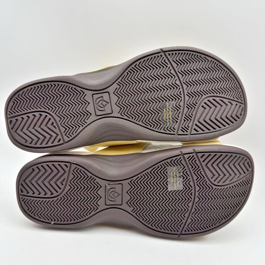 Spenco Womens Vista Slip On Sandals US 7.5 WIDE Yellow Leather Arch Support NIB