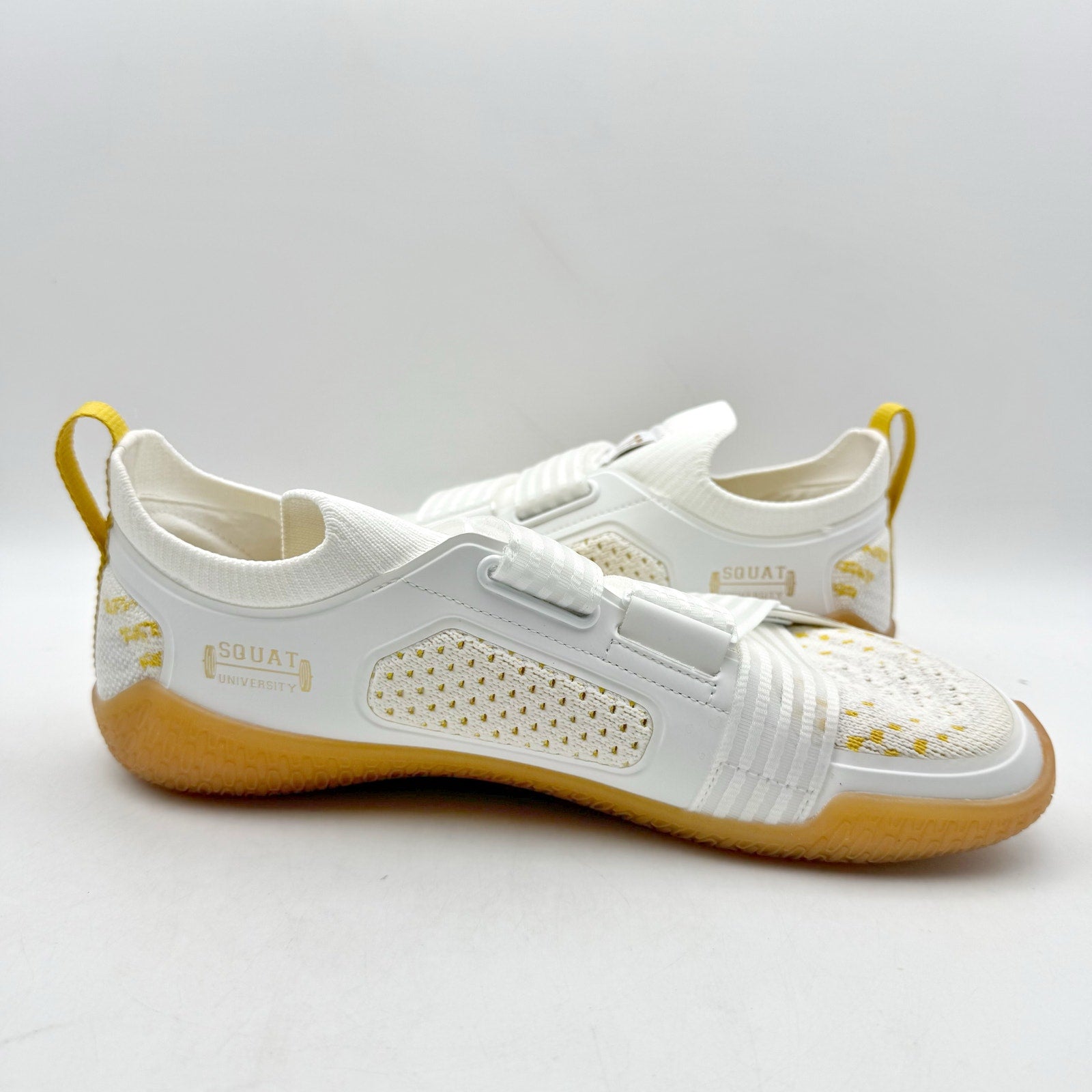 TYR Mens Dz Bf Stabstrap Running Sneakers US 8 White Gold Athletic NIB