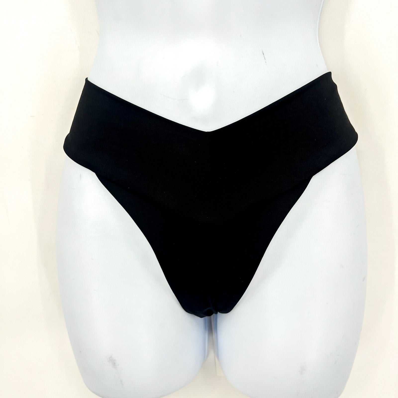 L*SPACE Women's Quinn Classic Bikini Bottom Large Black V Front NWT