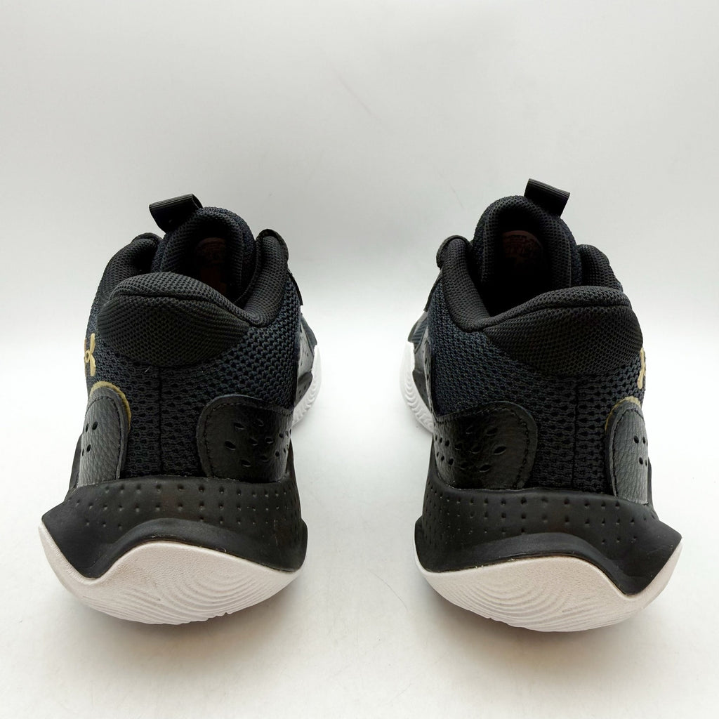 Under Armour Boys GS Jet '23 Basketball Athletic Shoes 4 Youth Black Gold NWOB
