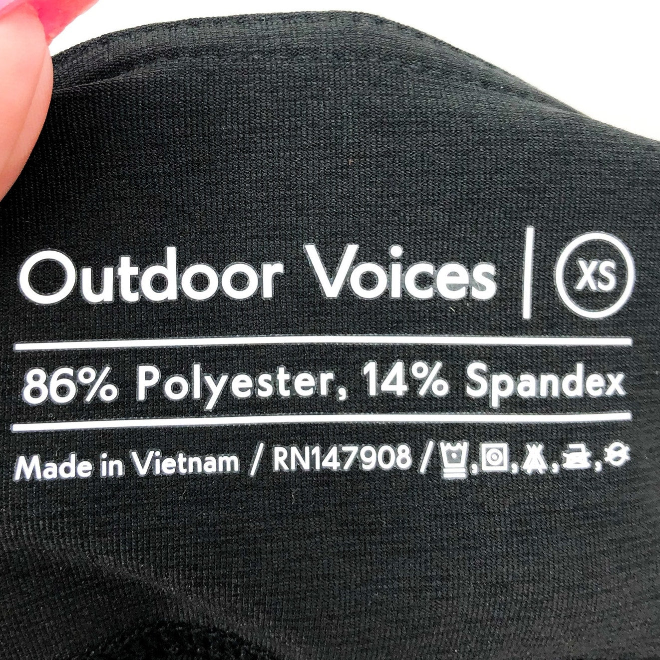 OUTDOOR VOICES Women's Warmup 10" Shorts XS Black Stretch Mid Rise Biker NWT
