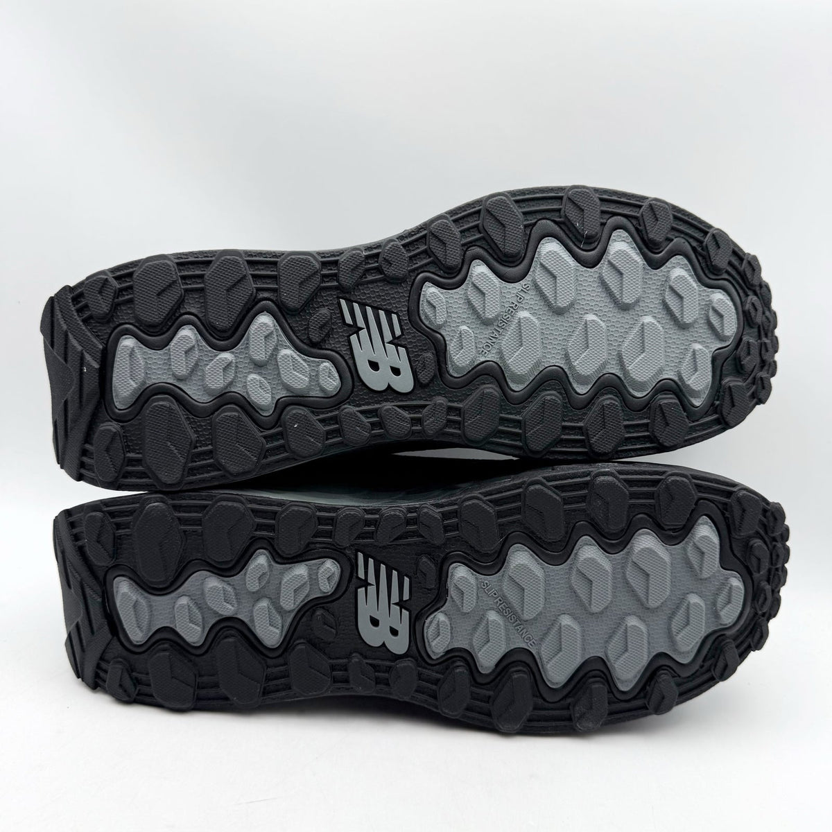New Balance Womens Cremorne Fresh Foam Work Sneakers US 6.5 WIDE Black CT SR NIB