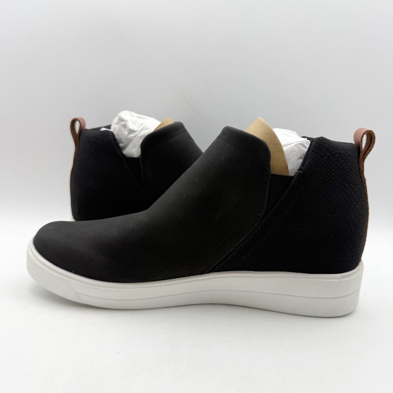 Ryka Womens Vera Wedge Casual Sneakers US 8.5 M EU 38.5 Black Knit NIB