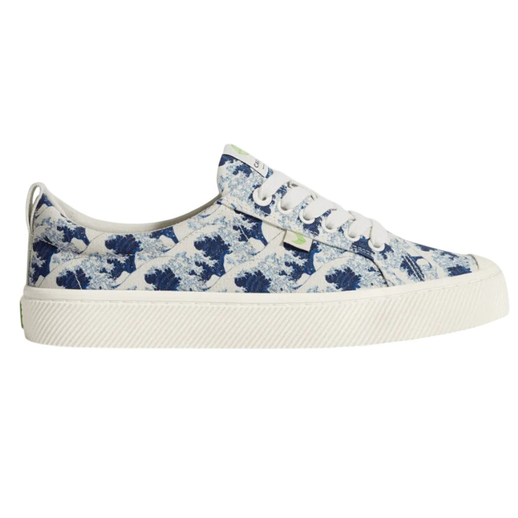 Cariuma X Hokusai OCA Wave Off Sneakers Mens 9 Womens 10.5 White Blue Canvas NIB