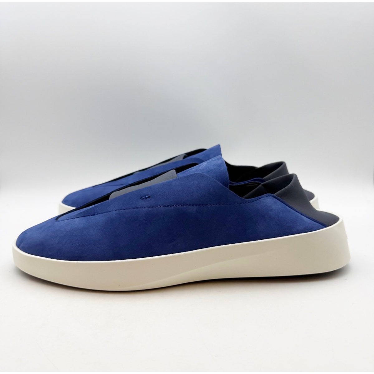 WOLF & SHEPHERD Cruise Ace Slip On Sneakers Mens 12 Womens 13.5 Sport Blue NIB