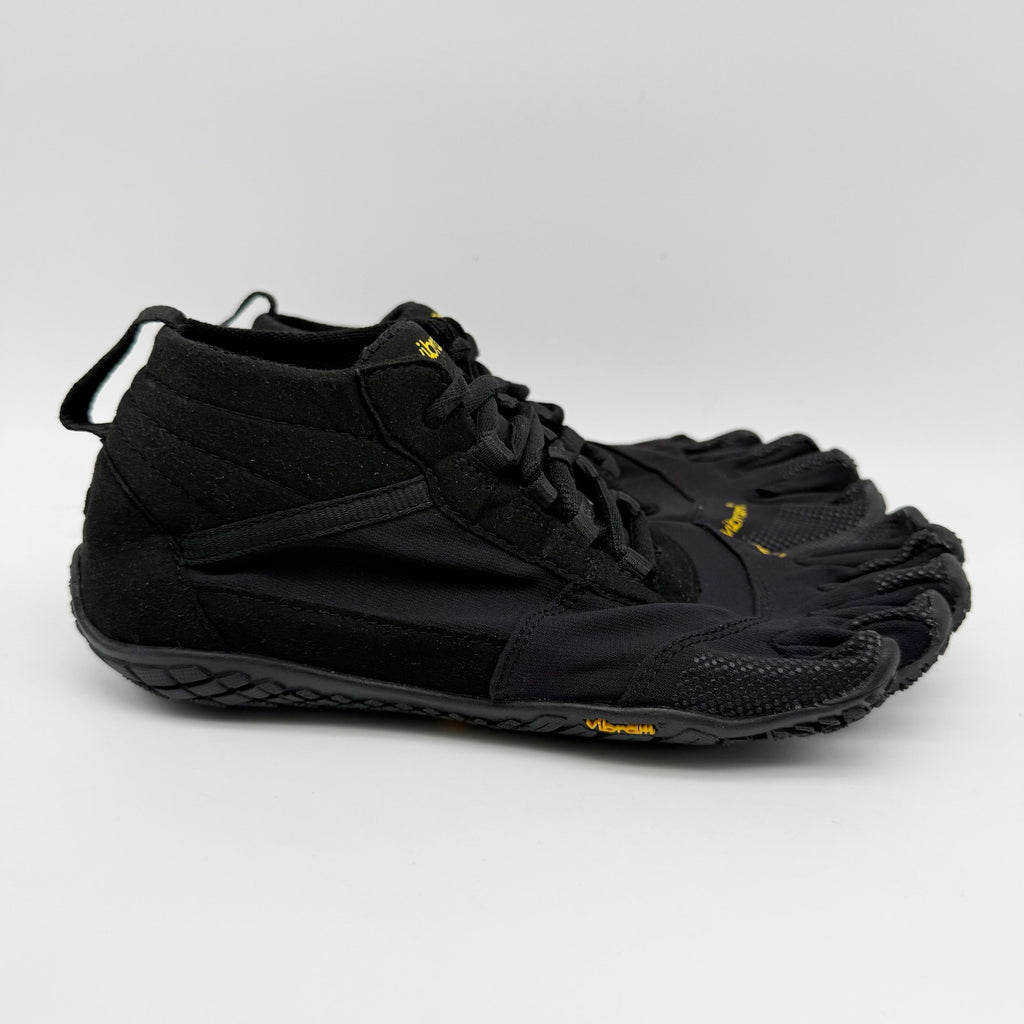 Vibram Womens V-Trek Hiking Shoes US 8 EU 38 Black Treking Climbing NWOB