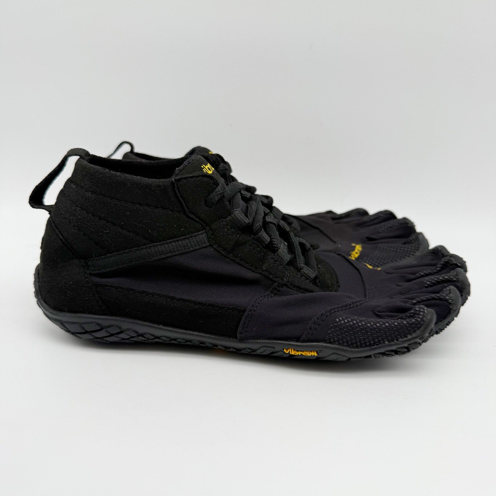 Vibram Womens V-Trek Hiking Shoes US 8 EU 38 Black Treking Climbing NWOB