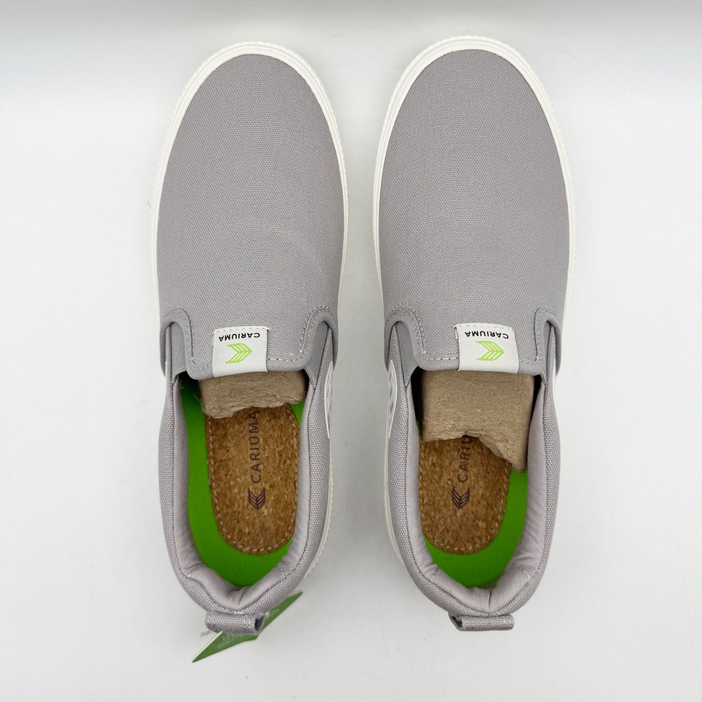 Cariuma Womens Slip On Sneaker US 8 M EU 39 Grey White Canvas Logo NIB