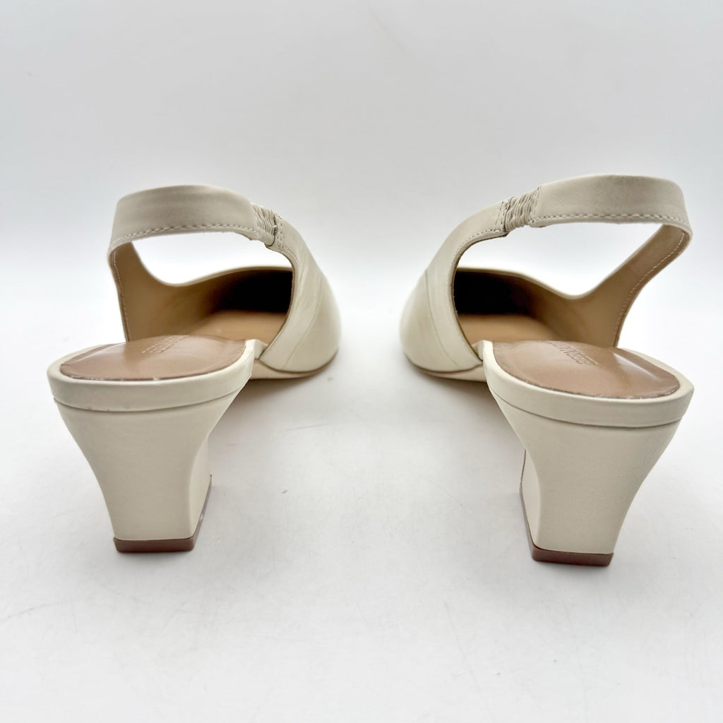 Bernardo Womens Ariella Pumps US 8 M Beige Eggshell Leather Slingback NIB