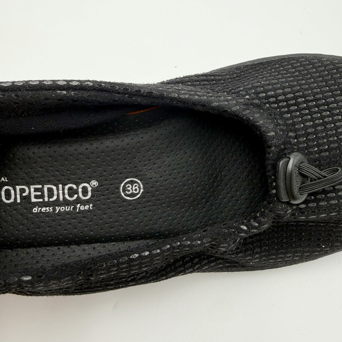 Arcopedico Womens L14 Slip On Flats EU 36 US 5.5-6 Black Water Resistant NWOB