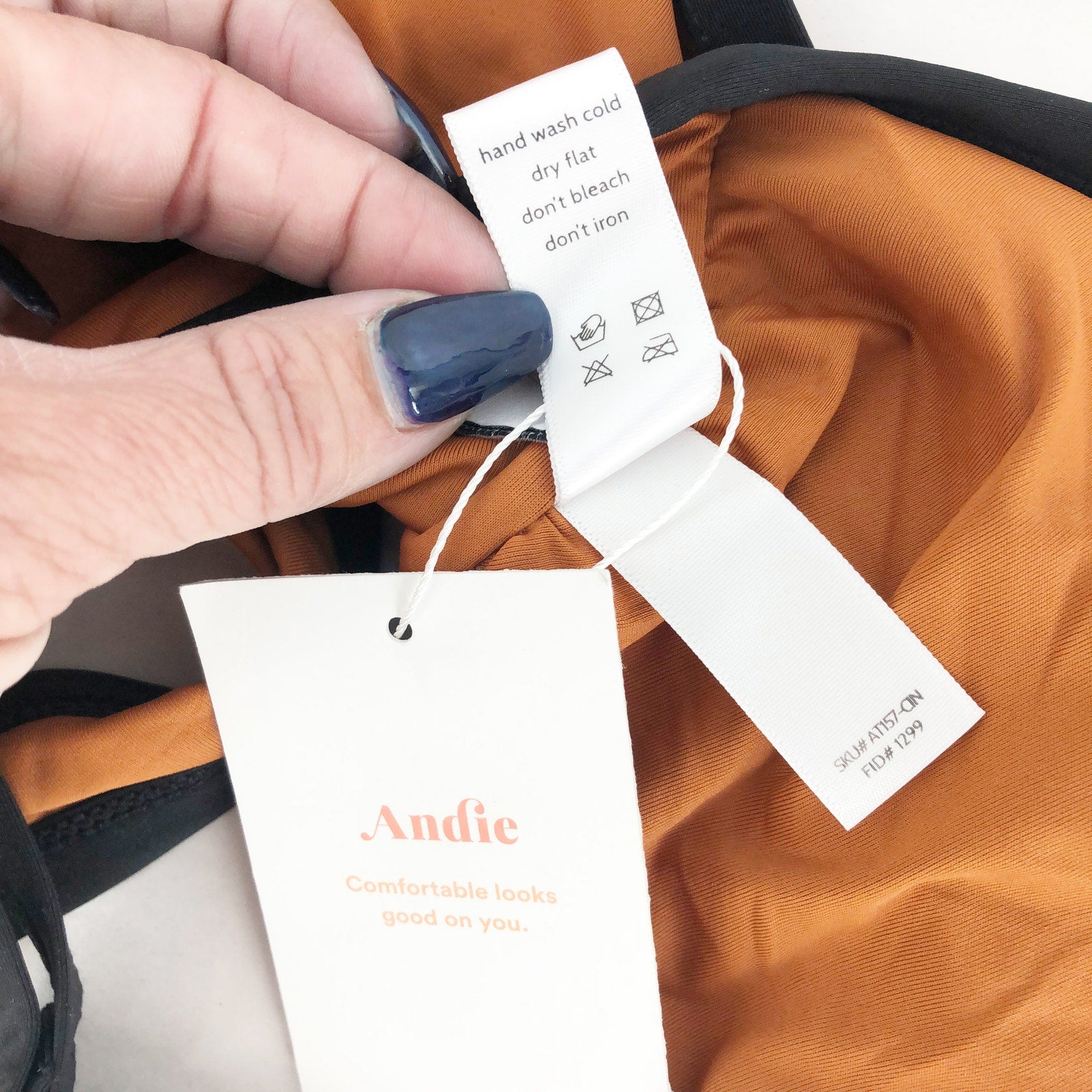 ANDIE Women's The Cove Bikini Top 3XL Tan Cinnamon Black Contrast V-Neck NWT