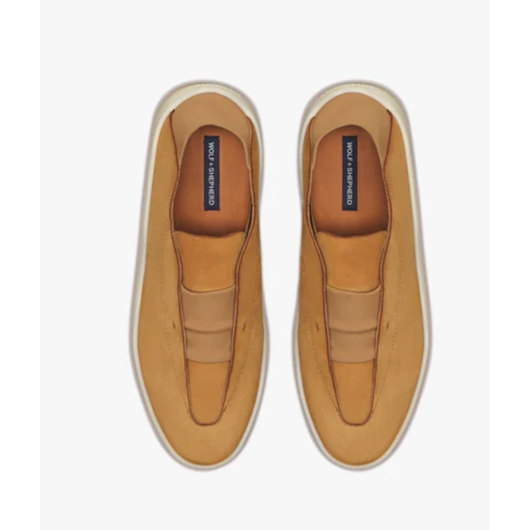 Wolf & Shepherd Mens 7.5 Womens 9 Cruise Ace Slip On Sneaker Tan Sandstorm NIB